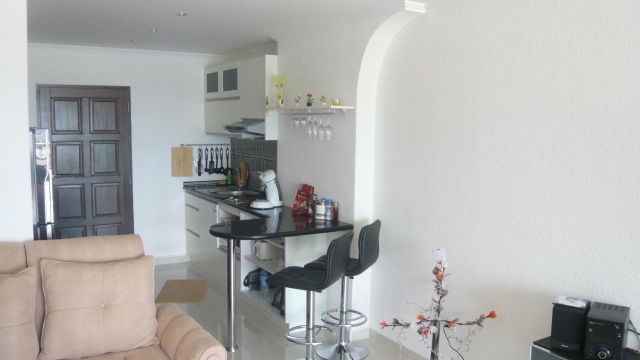 Appartamento Joy Shop At View Talay 6 Pattaya Esterno foto