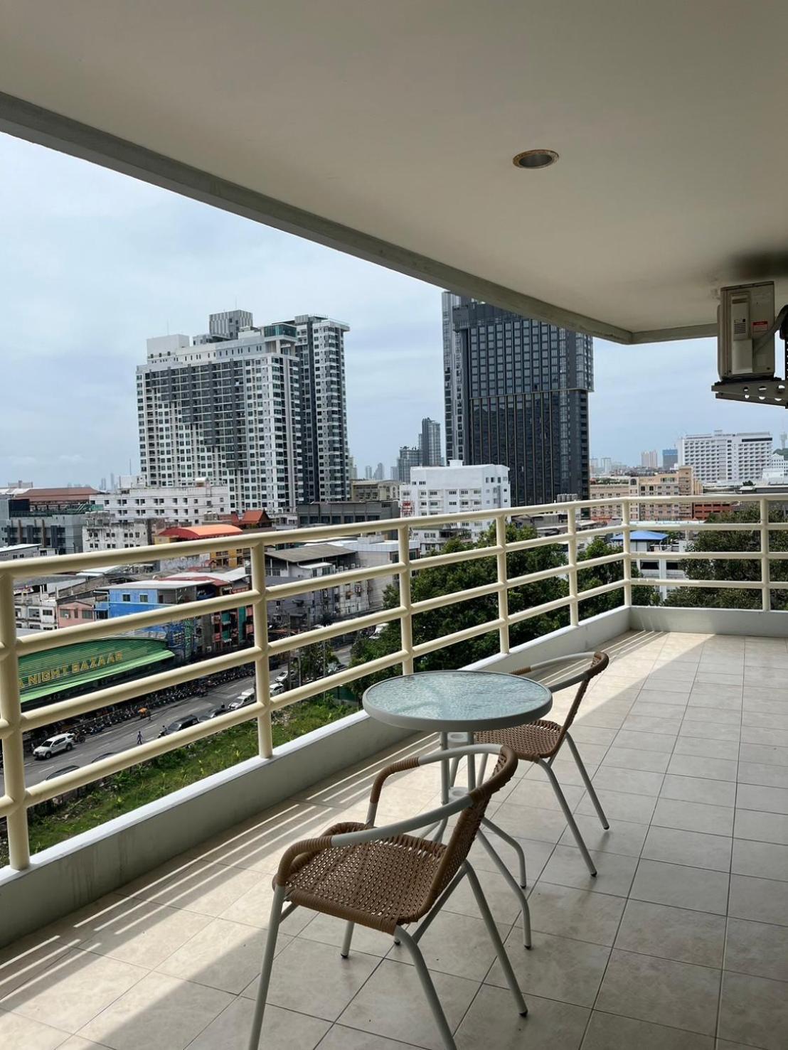 Appartamento Joy Shop At View Talay 6 Pattaya Esterno foto