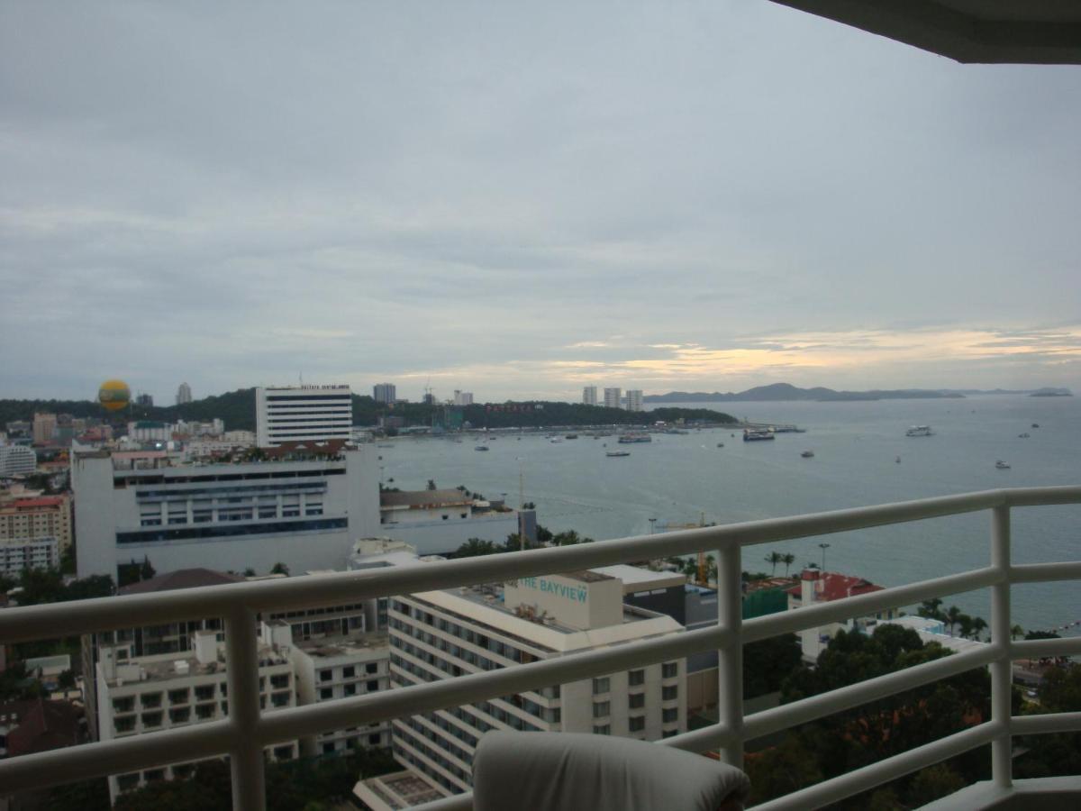 Appartamento Joy Shop At View Talay 6 Pattaya Esterno foto